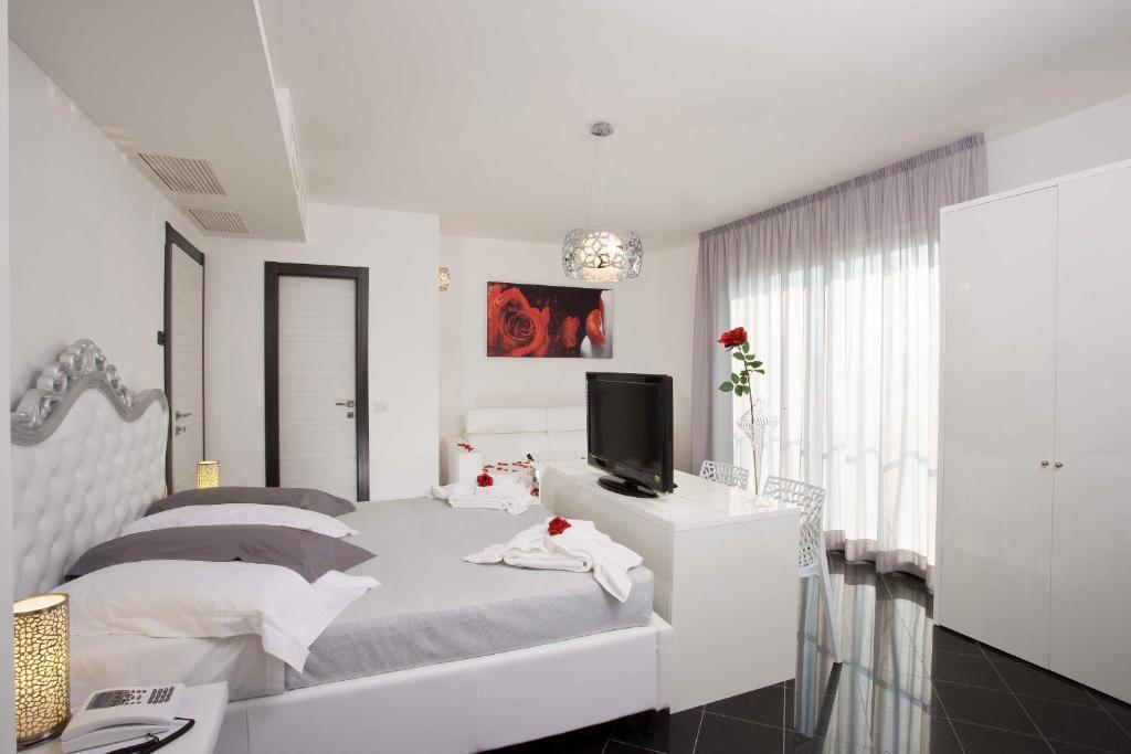 Hotel Nord Est ガビッチェ・マーレ 部屋 写真